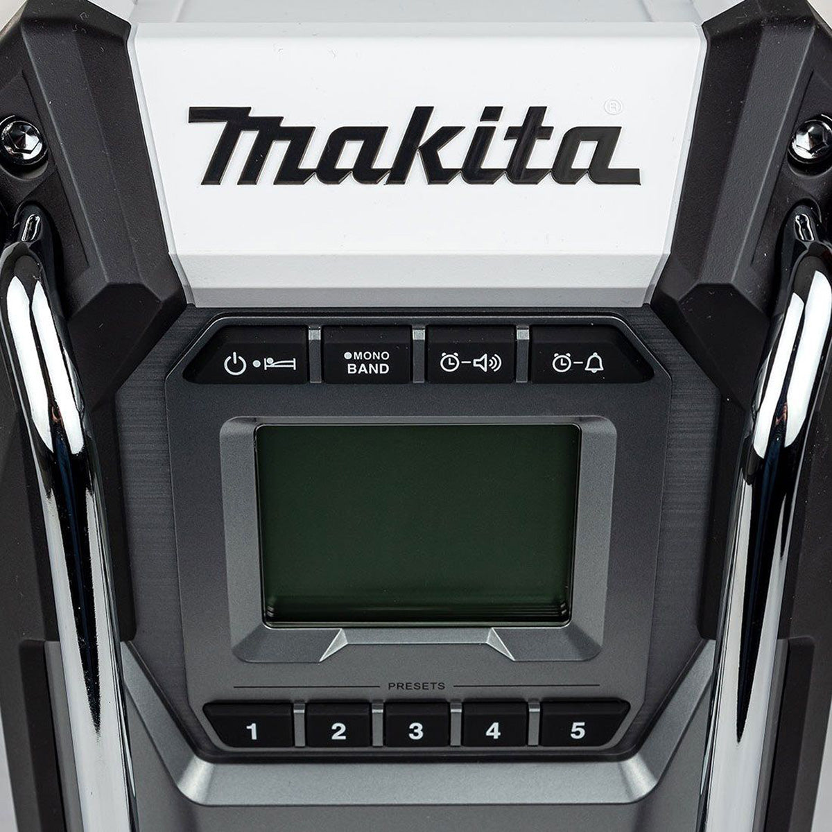 Makita MR001GZ01 12V / 40V / CXT / LXT / XGT Job Site Radio White with 1 x 3.0Ah Battery & Charger