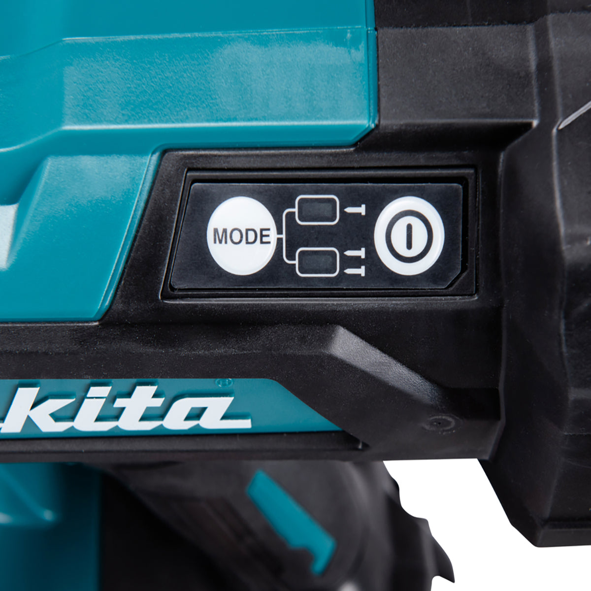 Makita DBN900ZK 18V LXT Brushless Framing Nailer With 1 x 5.0Ah Battery, Charger & Carrying Case