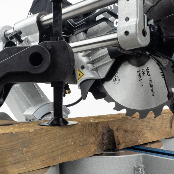 Hyundai HYMS1500E Mitre Saw with 210mm Blade 230V/1500W Crosscut Saw for Precision Cutting