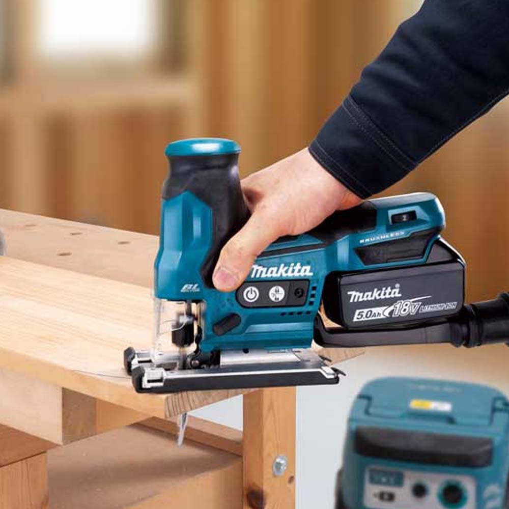 Makita DJV185Z 18V Brushless Jigsaw with 1 x 4.0Ah Battery & Charger