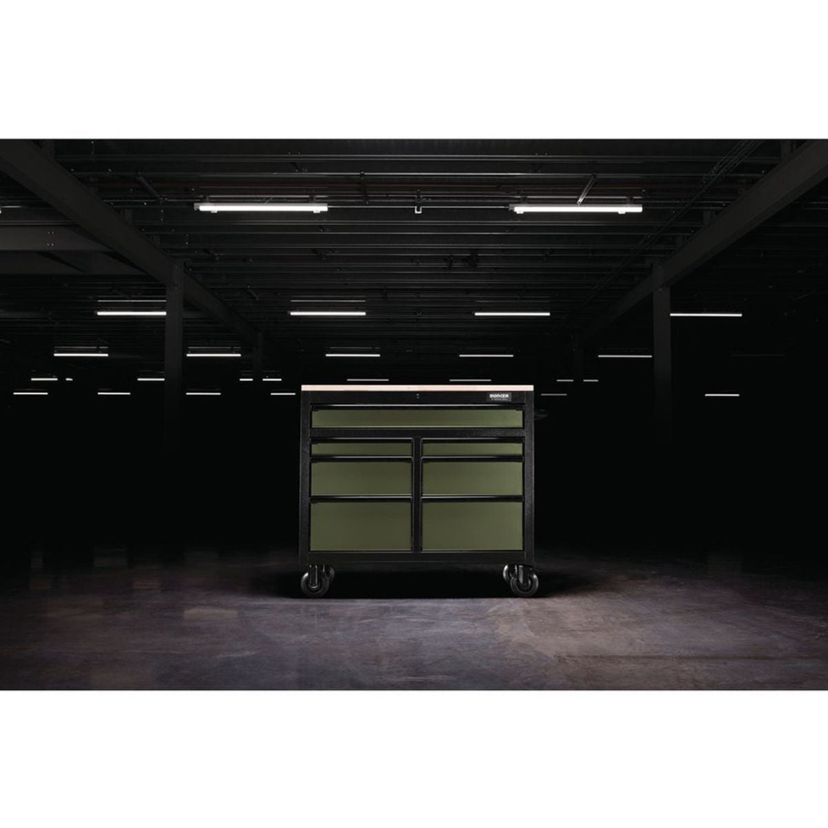 Draper B100-41GR BUNKER 41" Workbench Roller Tool Cabinet 7 Drawer Green 08221