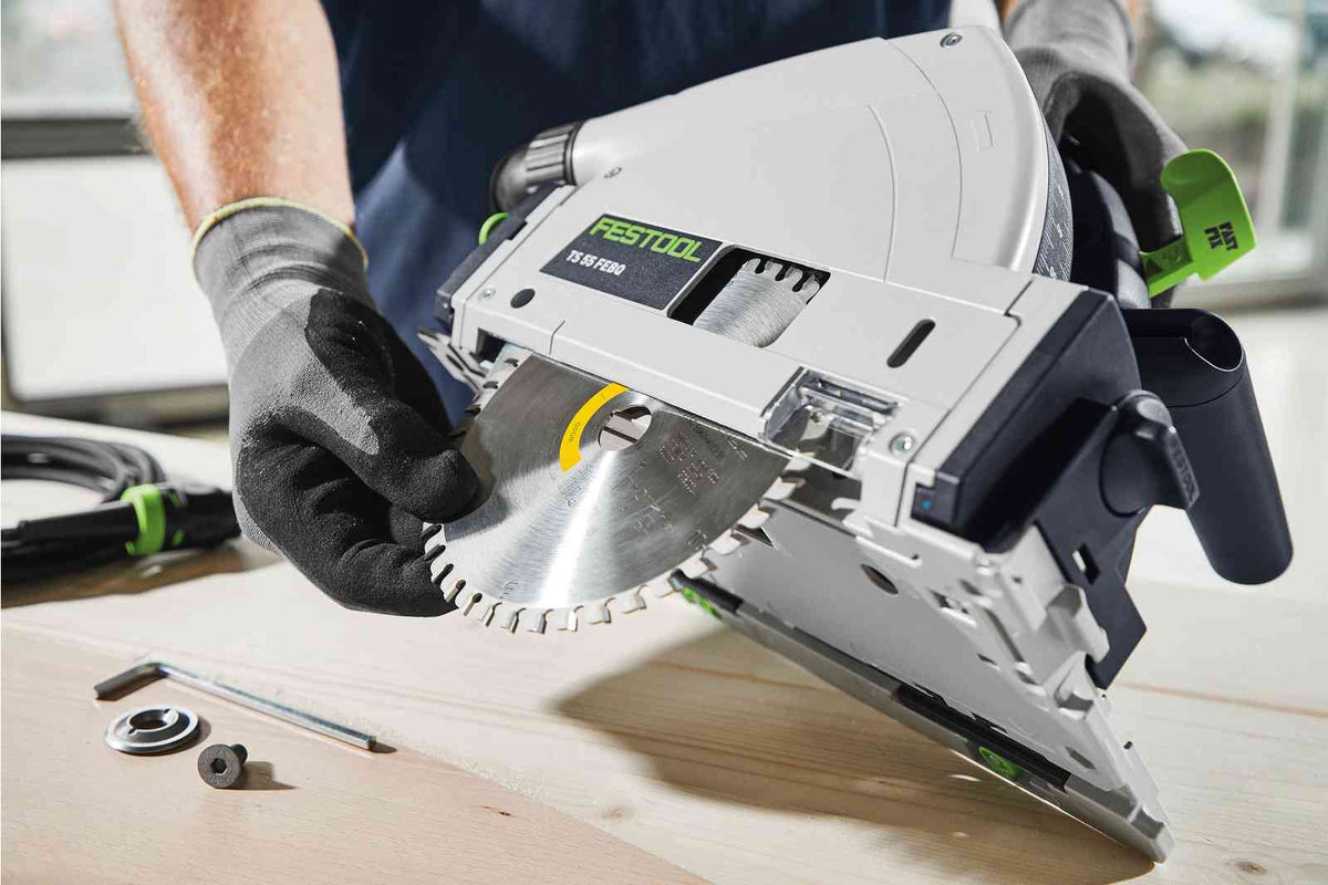 Festool TS 55 FEBQ-Plus 230V GB Circular Plunge-Cut Saw - 576706 With Guide Rail Set & Mobile Dust Extractor