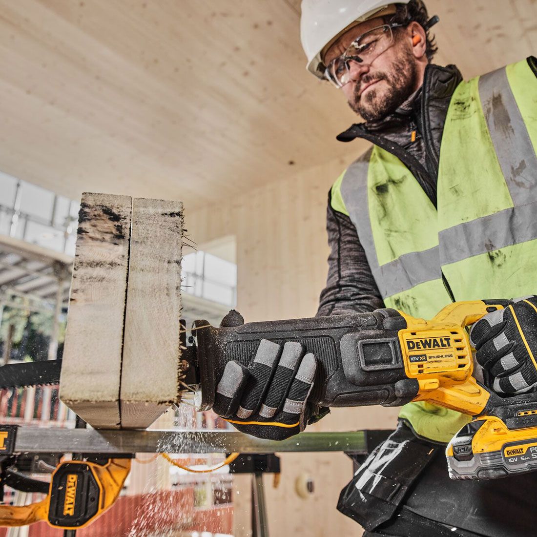 DeWalt DCS386H2T 18V XR Brushless Reciprocating Saw with 2 x 5.0Ah Powerstack Batteries Charger & Case