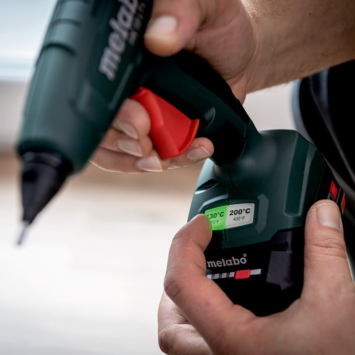 Metabo HK 18 LTX 20 18V Hot Glue Gun Body Only with 26 Piece Glue Sticks & Metabox 600797840