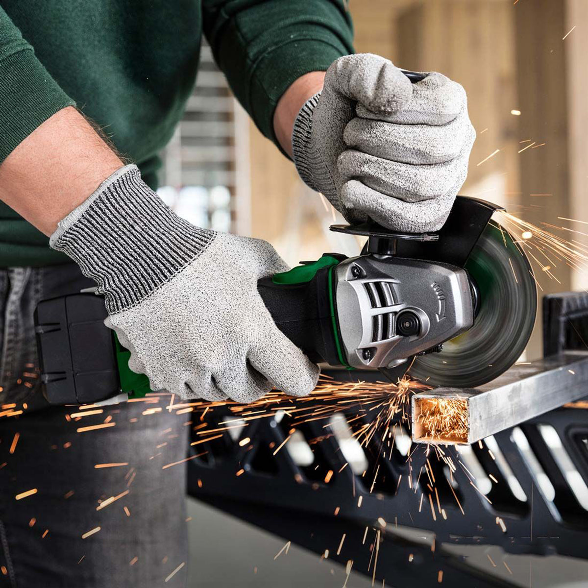 Hikoki G18DSL2W4Z 18V Cordless 115mm Angle Grinder with 1 x 2.5Ah/5.0Ah Battery & Charger
