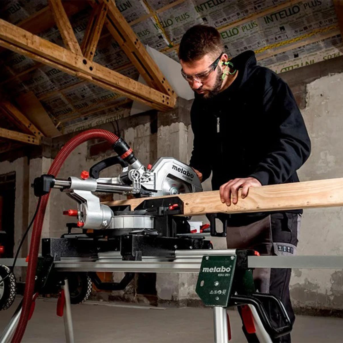 Metabo KGS 216 M 216mm Single Bevel Sliding Mitre Saw 240V/1500W 613216380 with KSU 251 Stand