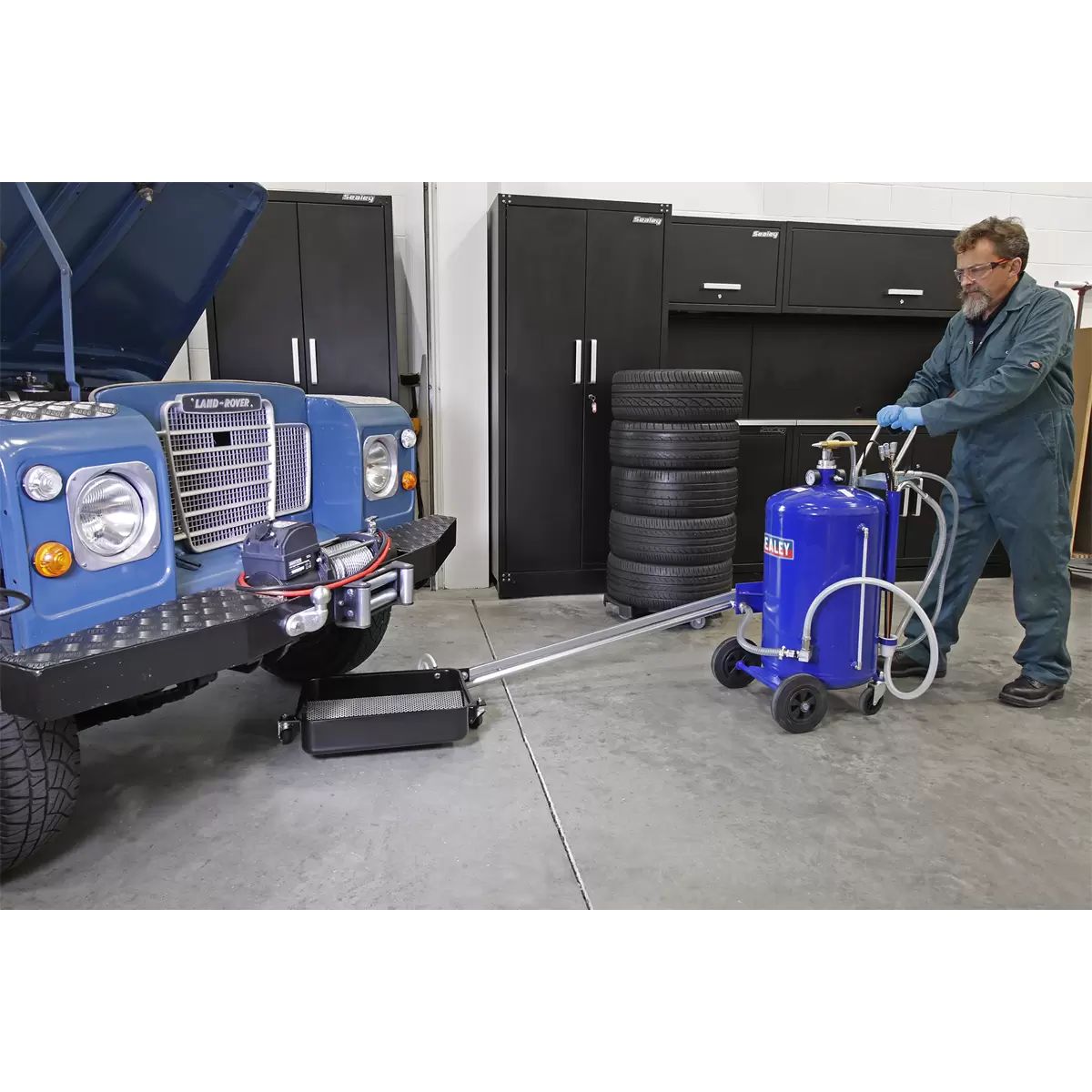 Sealey AK462DX 100L Mobile Oil Drainer with Probes Cantilever Air Discharge