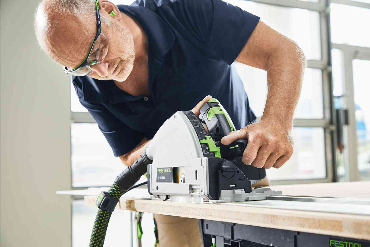 Festool TS 55 FEBQ-Plus 230V GB Circular Plunge-Cut Saw - 576706 With Guide Rail Set & Mobile Dust Extractor