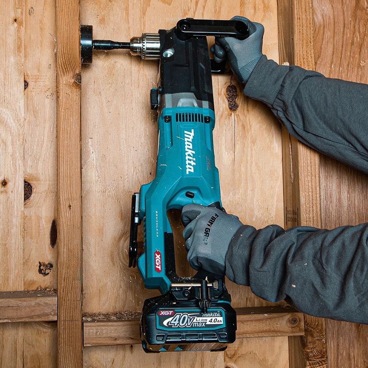 Makita DA001GD202 40V XGT Brushless Angle Drill with 2.5Ah Battery & Charger