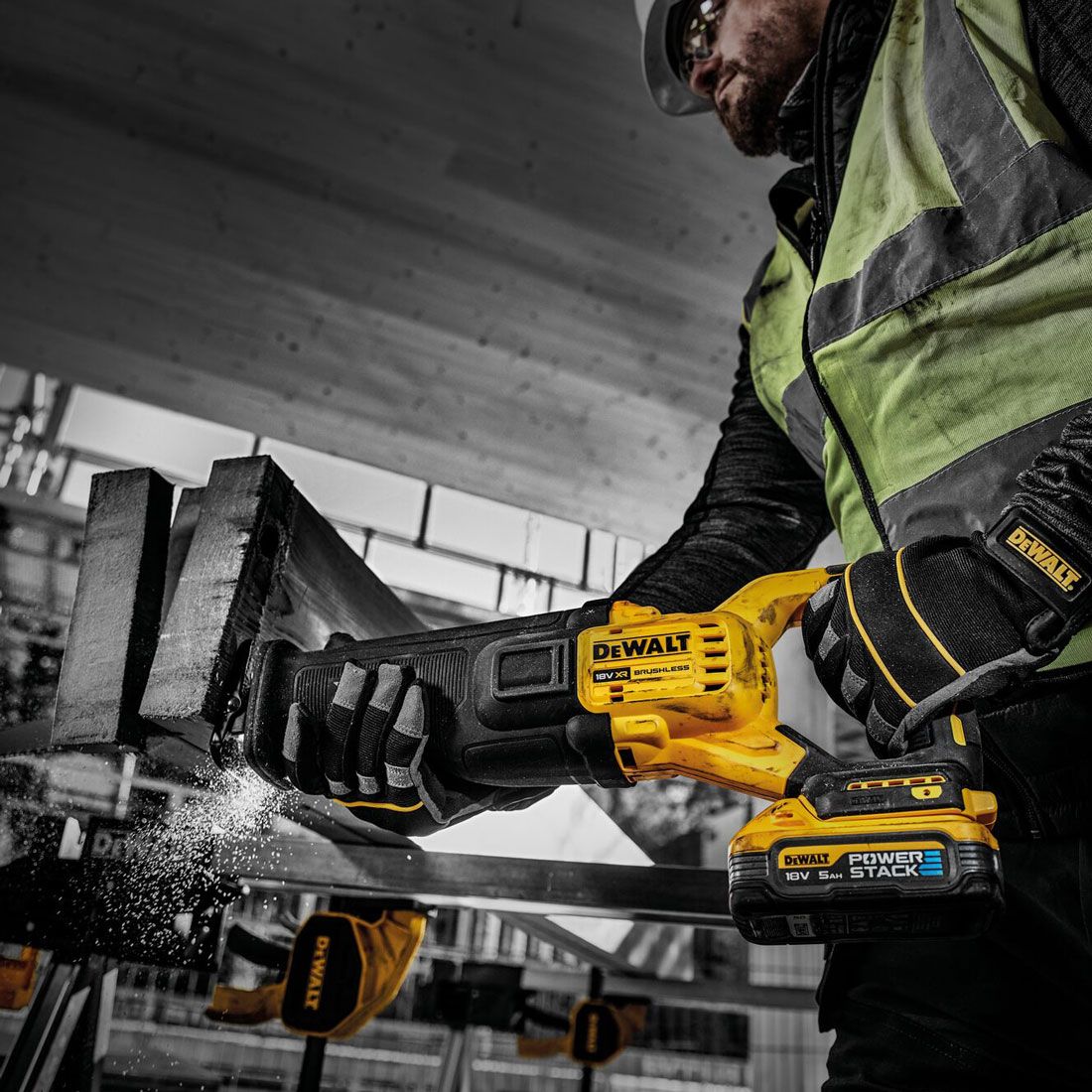 DeWalt DCS386H2T 18V XR Brushless Reciprocating Saw with 2 x 5.0Ah Powerstack Batteries Charger & Case